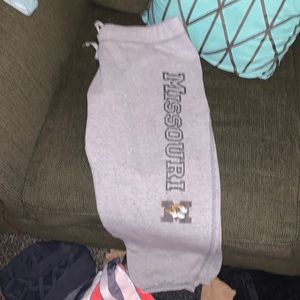 womens mizzou capri-sweats